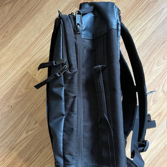 Timbuk2 Jet Laptop Backpack Pack Black Waterproof - Picture 3 of 9